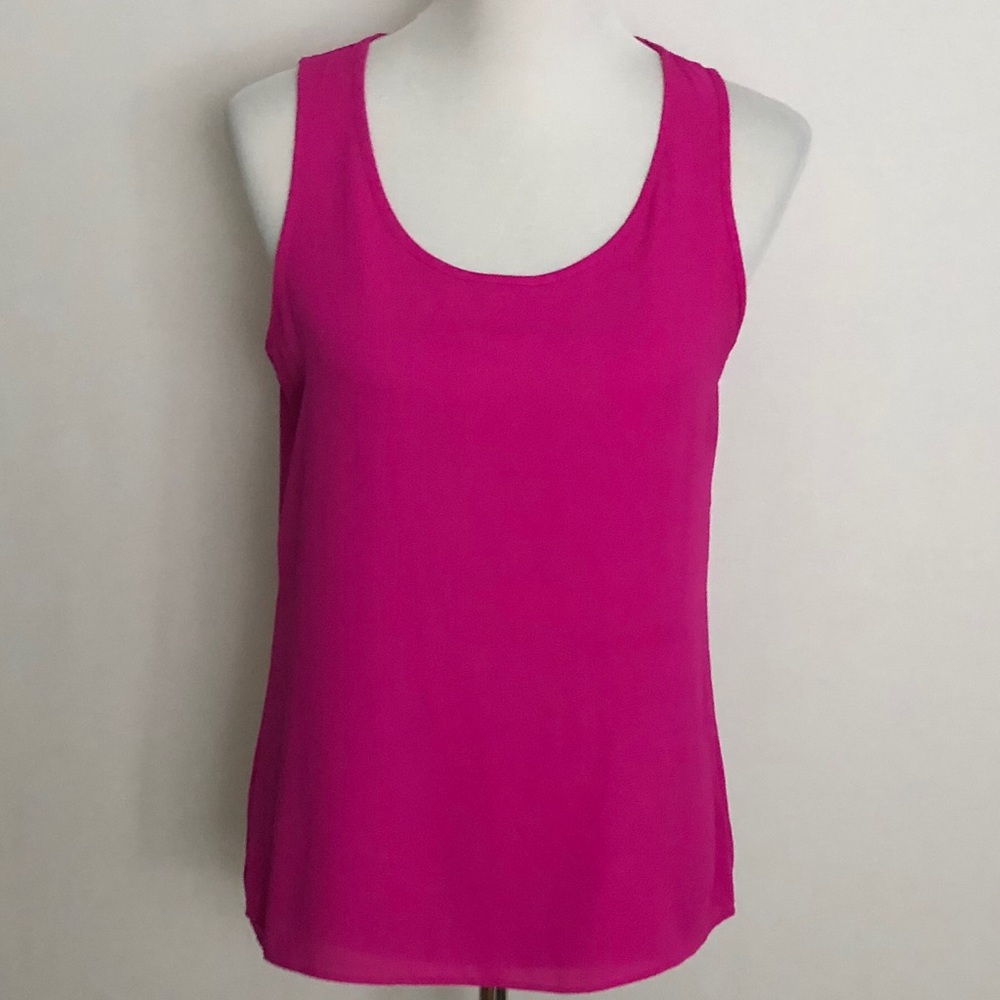 🎉2/$15🎉 Express Sleeveless Top - Sz M